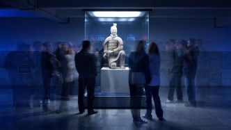 假期去博物館的人，已經(jīng)后悔了